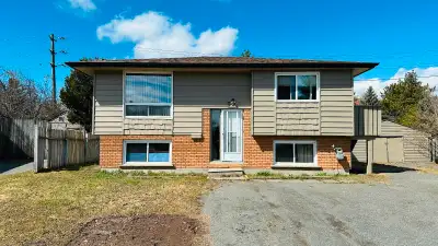 1 Room for rent in a shared house(female) in a prime location