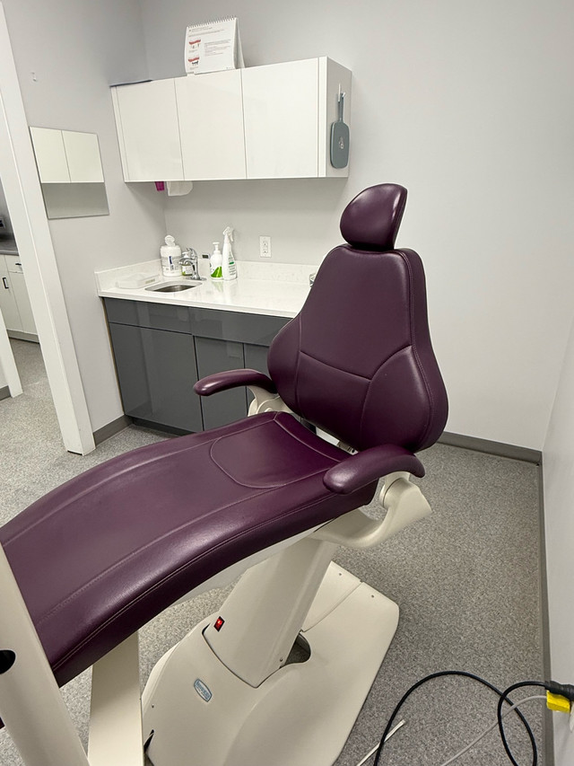 used dental chairs in Health & Special Needs in St. Albert - Image 4
