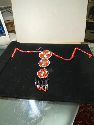 Vintage Native American Beaded Necklace, View more
