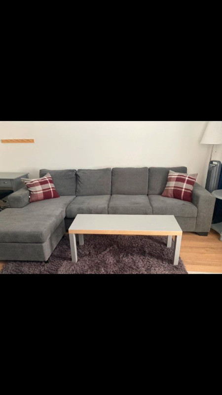 divan sectionnel dans Sofas et futons  à Ville de Québec