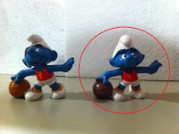 Smurfs - Vintage Basketball Smurf (Dark Brown Ball)