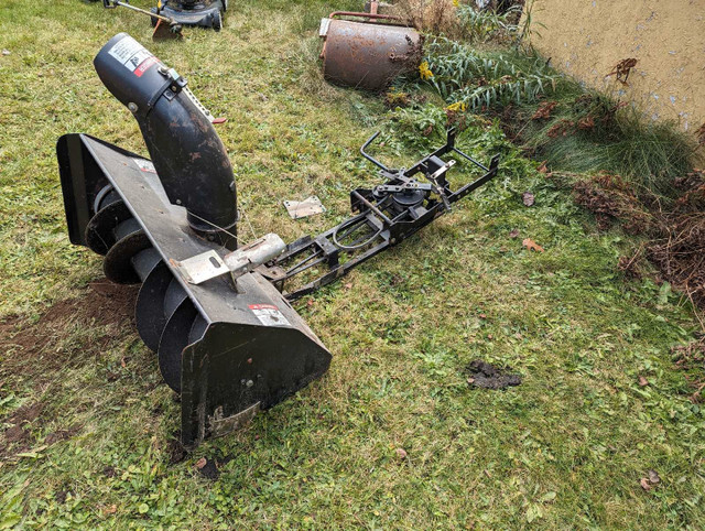 Snowblower for lawn tractor  in Snowblowers in Barrie - Image 3