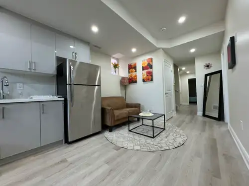Furnished room for a single preferable working person . Includes wifi . $850/- plz call 6477165553