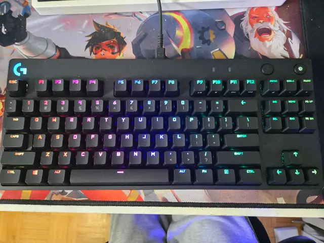 Logitech G Pro Ten keyless Gaming Keyboard in Mice, Keyboards & Webcams in Mississauga / Peel Region - Image 2