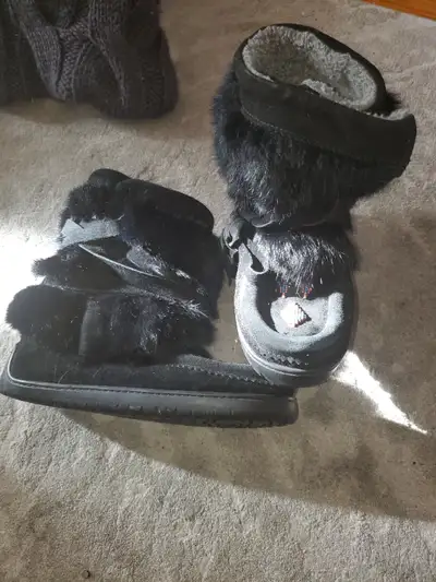 UGG, MOU, MANIT BAH, View more