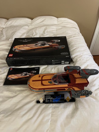 LEGO Star Wars UCS Luke’s Landspeeder