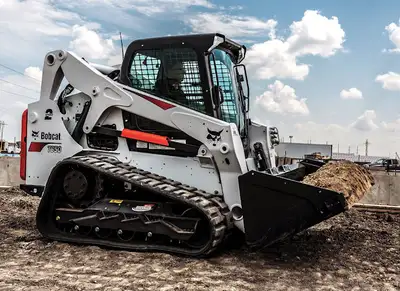(Skid-steer) Case- Caterpillar- Bobcat- New holland- Komatsu, other machines and equipments We repai...