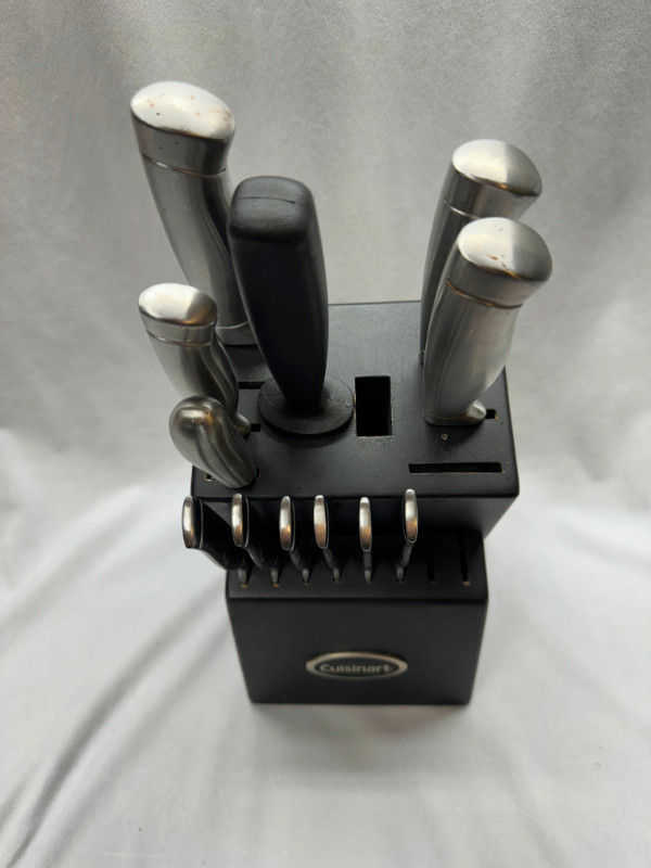 Cuisinart Stainless Steel Knives with Block  12 piece in Kitchen & Dining Wares in St. Catharines