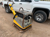 1,000 lb. 28" Diesel Plate Packer for Rent