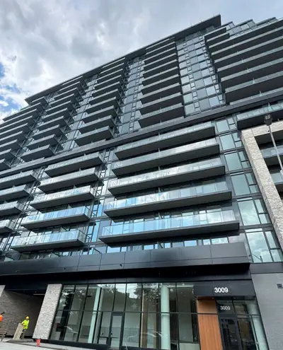 Modern 1 Bed + Den Condo for Rent – Mississauga Location: –3009 Novar Rd, Mississauga, ON L5B 1H7 (1...