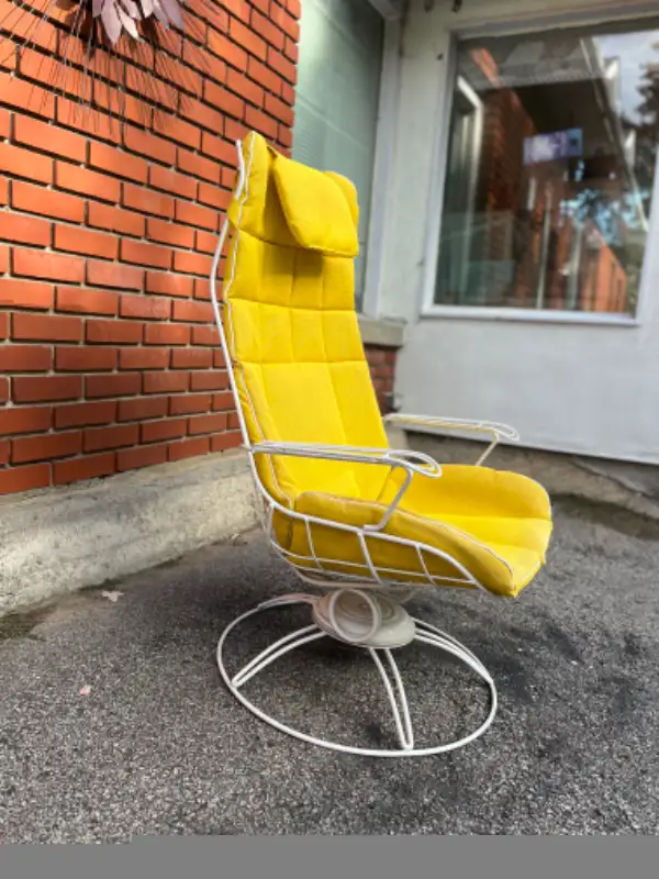 Chaise patio vintage Homecrest avec coussin d’origine in Patio & Garden Furniture in City of Montréal - Image 9