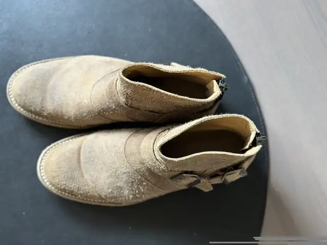 Belstaff Trailmaster tan suede Chelsea boots in Men's Shoes in Markham / York Region - Image 3
