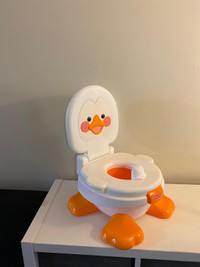 Fisher-Price Ducky Fun sounds 3-in-1 Potty Trainer