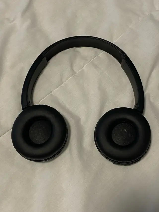 Sony Wireless Bluetooth Headphones599593705077493762