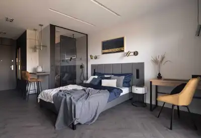 Looking for a bachelor / studio / 1 bedroom