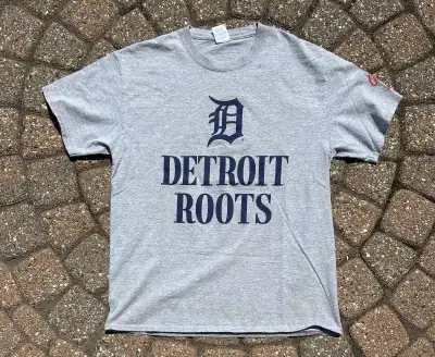 Detroit Tigers MLB Baseball T Shirt Sz L, View more