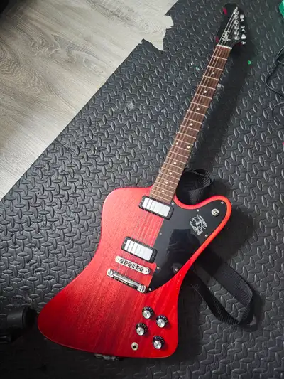 Mint shape plays great sounds great willing to trade