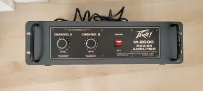Peavy M2600 power amp, View more