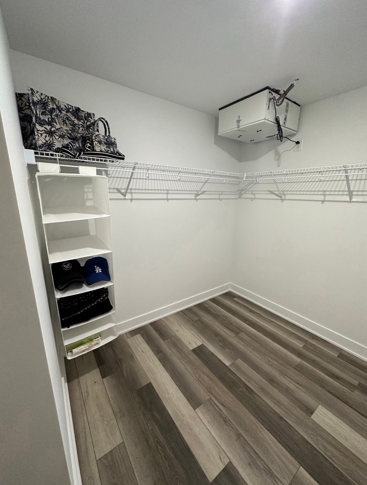 Condo for rent- 6 months or 12 months — photo 2
