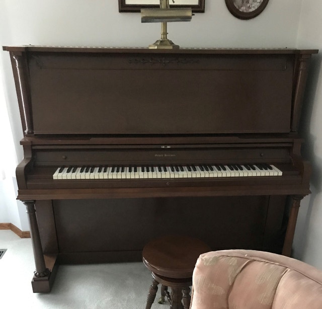 1906 Upright HEINTZMAN piano with authentication certificate Pianos & Keyboards Oakville