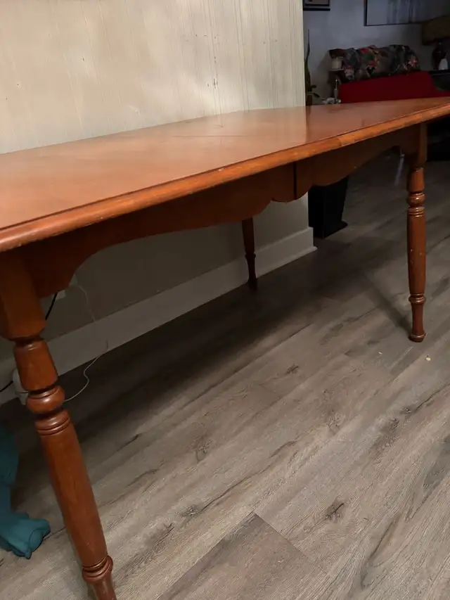 dining room table 571057931195535363