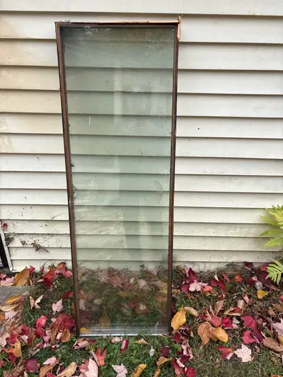 vitres thermost à vendre 10$ chacune, View more