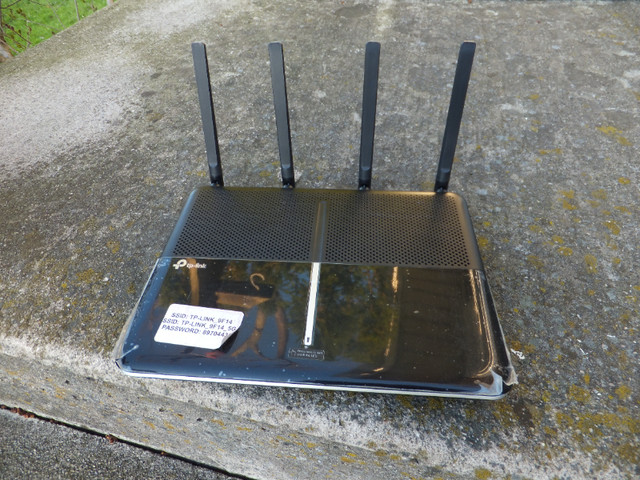 WiFi Router in Networking in St. Catharines