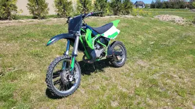 2004 KX 85 Owned this bike for about 3 years, outgrown and time to get a bigger bike. Recently repla...