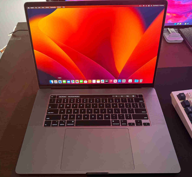 2019 MacBook Pro 16-inch  in Laptops in City of Toronto