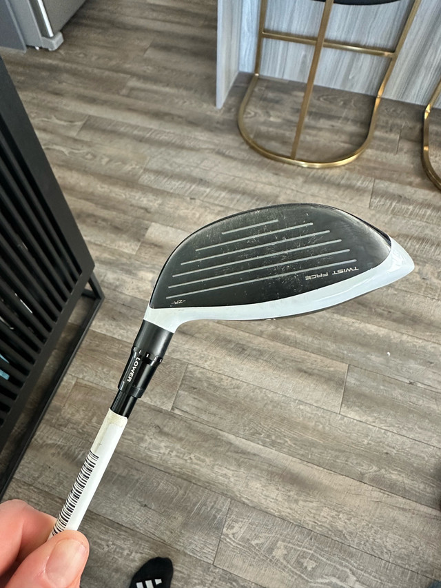 Taylormade Sim 2 3 Wood in Golf in Calgary - Image 3
