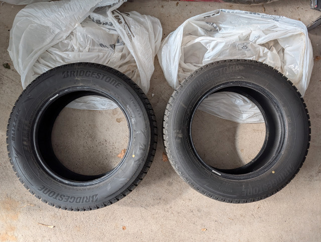 Set of 4 Bridgestone Blizzak tires for Sienna in Tires & Rims in Oakville / Halton Region - Image 2