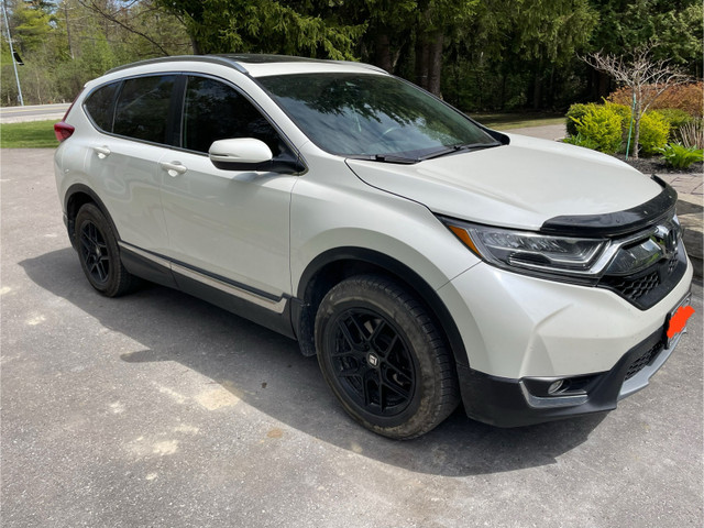 2018 Honda CR-V Touring in Cars & Trucks in Oshawa / Durham Region