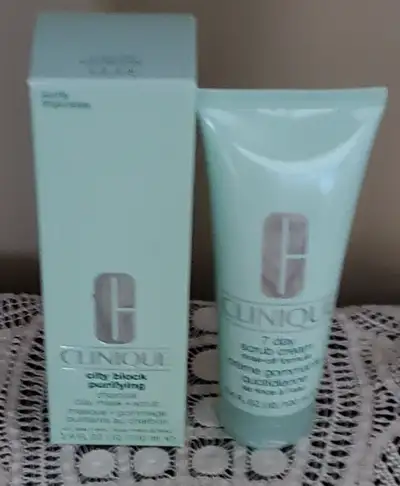 CLINIQUE CITY BLOCK PURIFYING CHARCOAL MSK & 7 DAY SCRUB CRM, View more