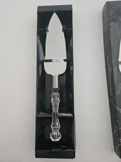 New Regal Cake Server, View more