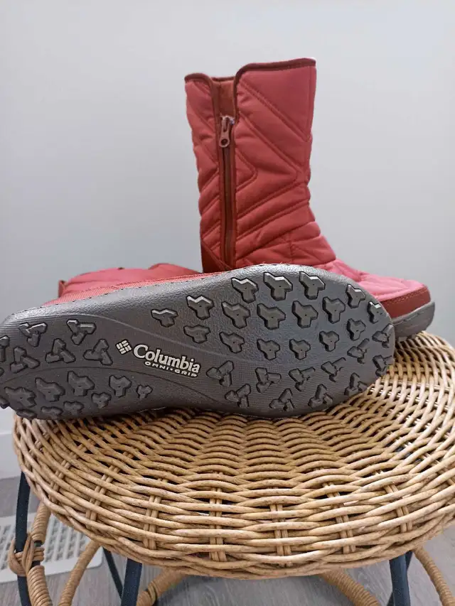 Brand new Columbia women's boots in Women's - Shoes in Cambridge - Image 2