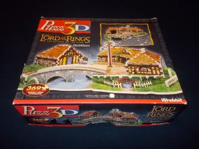 This puzzle is incomplete (according to my count, it is missing 4 pieces). I don't know which pieces...