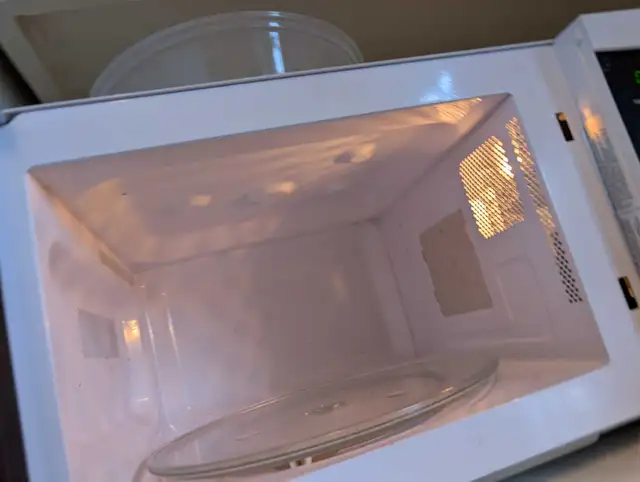 microwave oven410021235272591362