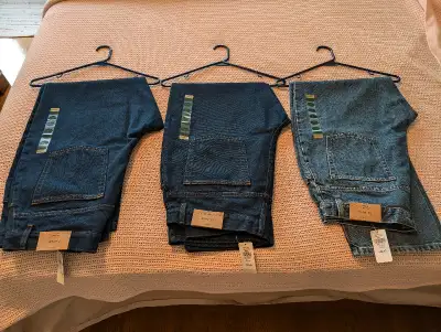 LLBEAN BRAND NEW 3 PAIRS OF JEANS SIZE 16 FOR GIRL!!ND NEW BOOTS CUT. 3 DIFFERENT SHADE OF INDIGO RE...