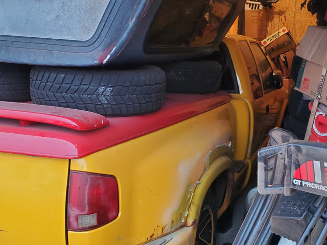 2003 Chevy S10 ZQ8 stepside parts truck in Cars & Trucks in Oshawa / Durham Region - Image 3