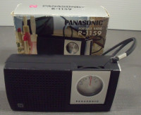 PANASONIC AM TRASISTOR RADIO MODEL R-1159