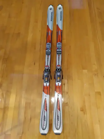 Skis alpins Rossignol de 174 cm, View more