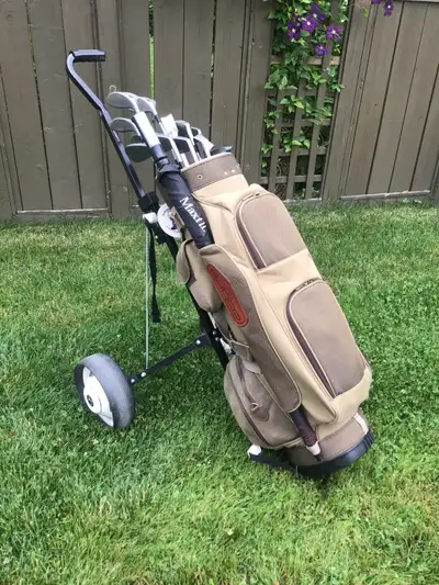 Ensemble de golf Goliath gaucher et voiturette, View more