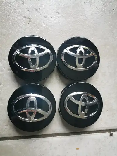 Black Toyota Center Wheels Hub Caps fit only Toyota rims Black Toyota Center Wheels Hub Caps 62 mm d...