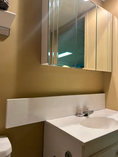 Dosseret en quartz, View more