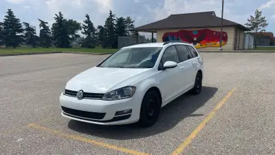 2015 Volkswagen Golf SportWagen with the reliable 1.8L TSI turbo engine and automatic transmission....