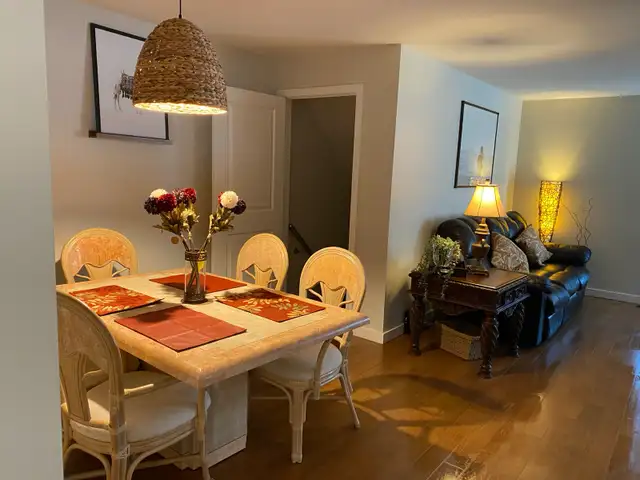 furnished luxurious condo gym, pool & hot tub access 