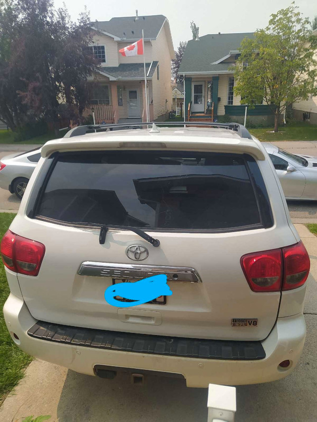 2012 Toyota Sequoia (Active) in Cars & Trucks in Calgary - Image 4