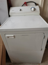 Maytag dryer used in good condition, price $100 in makham 16/Ken