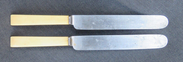 2 ANTIQUE 1850 EYRE WARD & CO SHEAF WORKS SHEFFIELD IVORY KNIFES in Arts & Collectibles in City of Toronto - Image 4