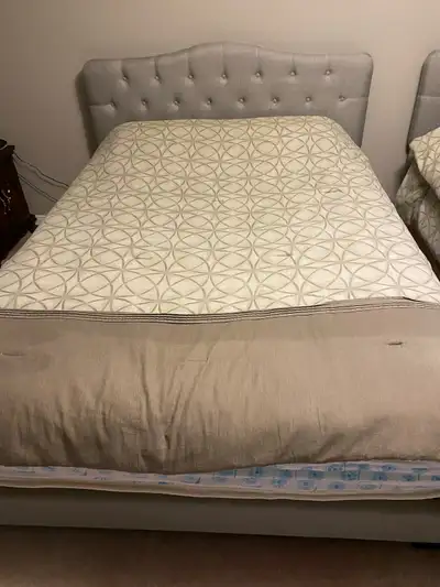 Hespeler Bedroom Furniture-Complete Set, View more